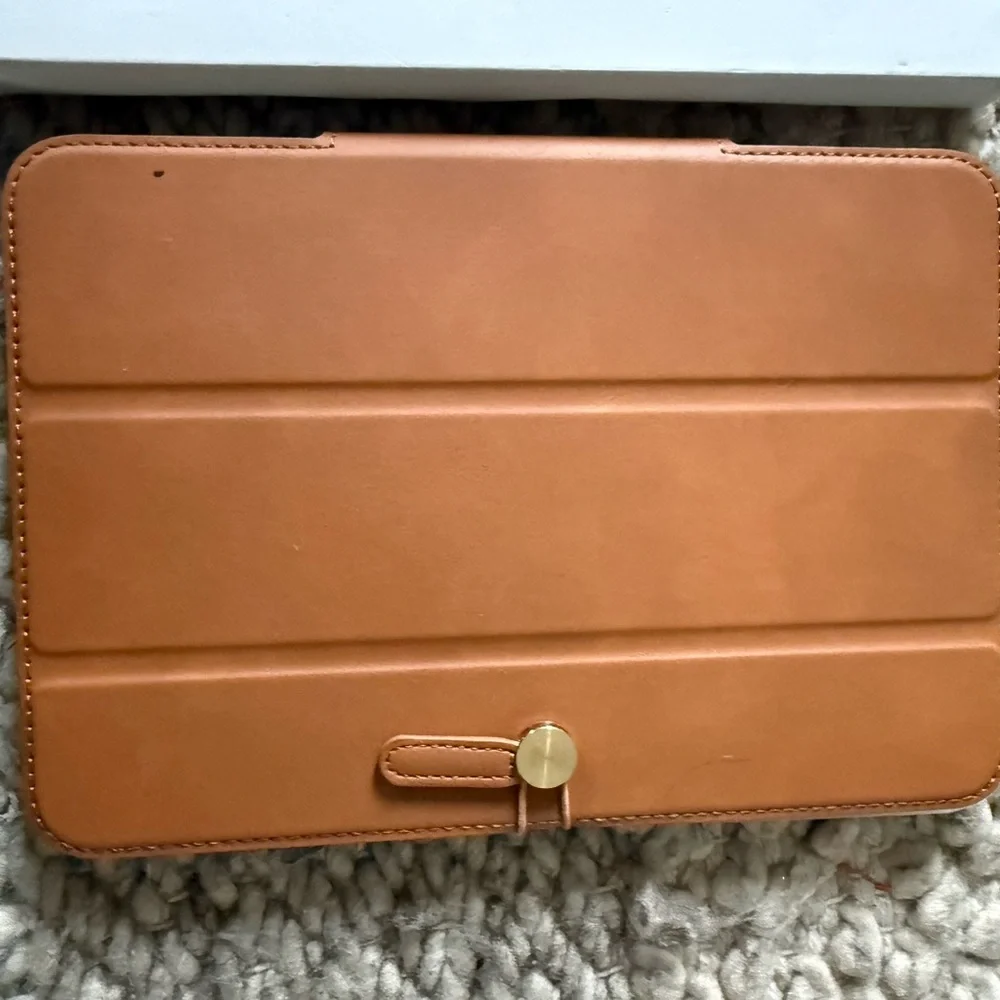 Heyday Tan Tablet Case for iPad Mini 6 trifold stand, faux, leather gold closure